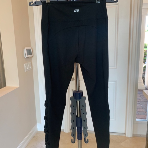Marika Black Legggings sz S - Picture 4 of 6
